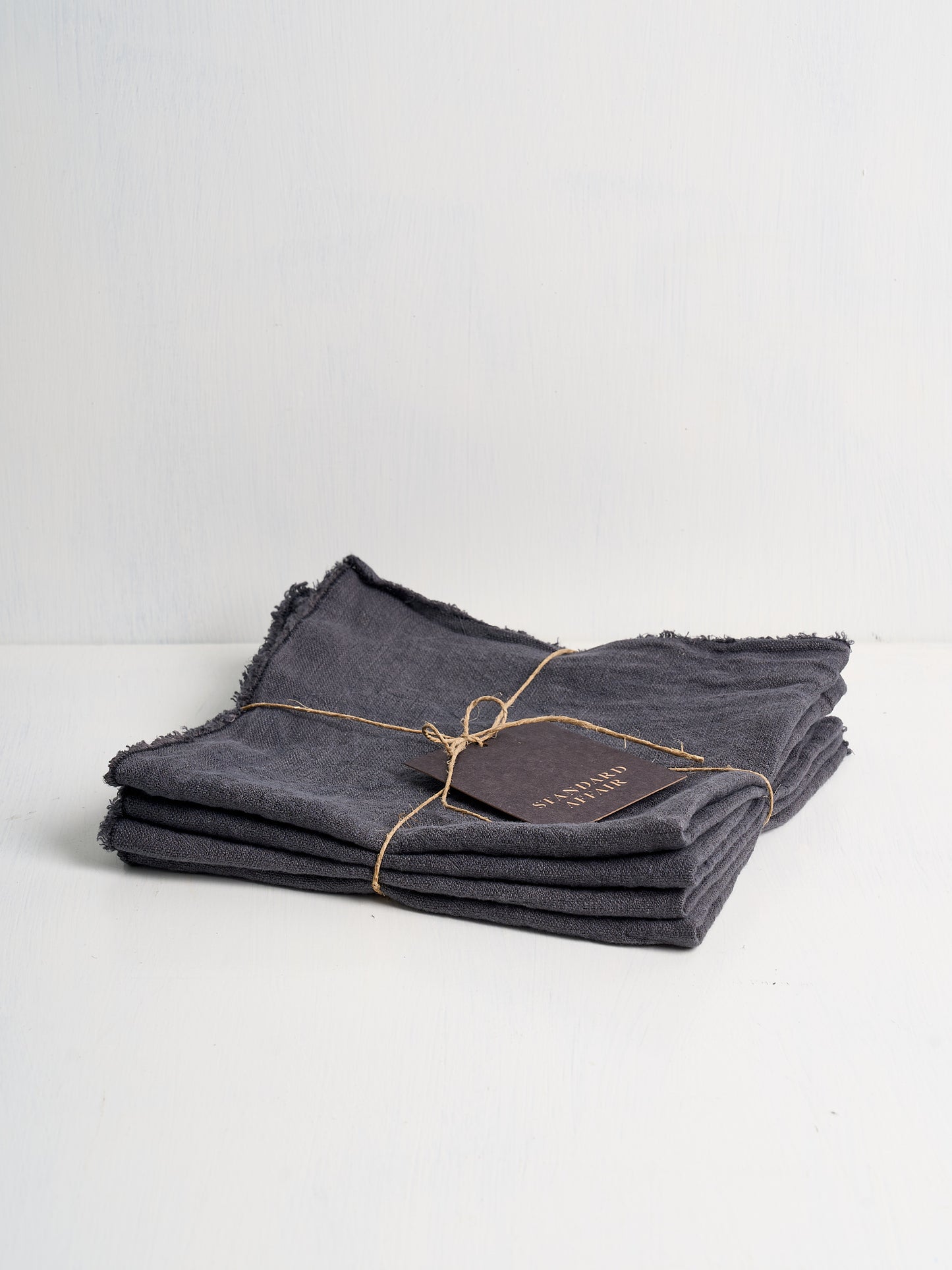 Philo Linen Napkins in Slate